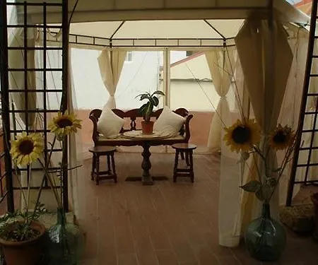 Guest house Fonda 2*
