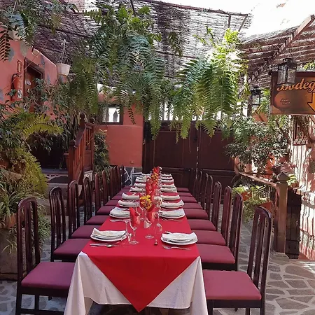 Fonda Guest house 2*